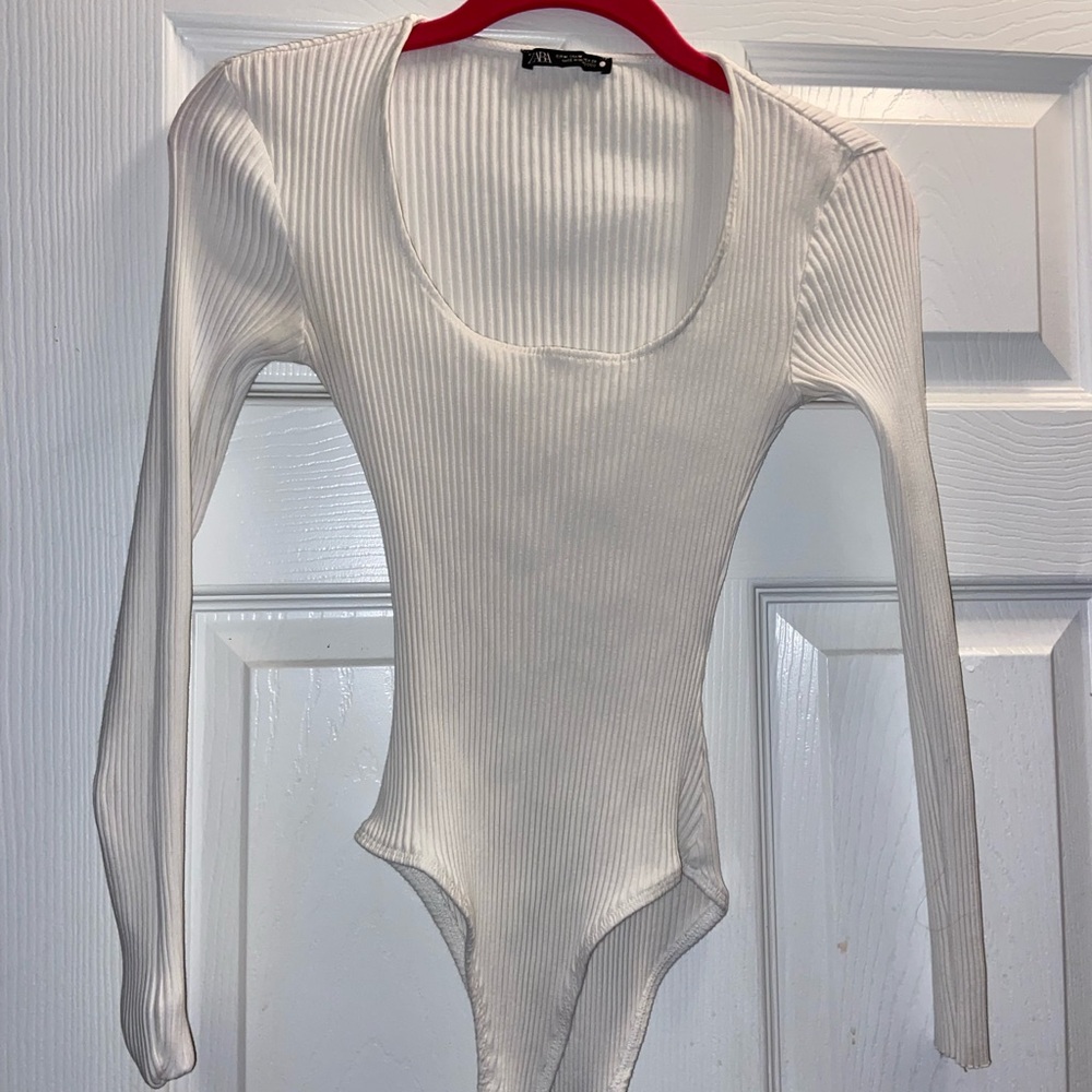 Zara White Ribbed Knit Top